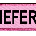 DCP 669 Nefertum rose noir